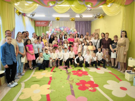 Золотой выпускной в нашем детском саду! Золотой выпускной в нашем детском саду!.